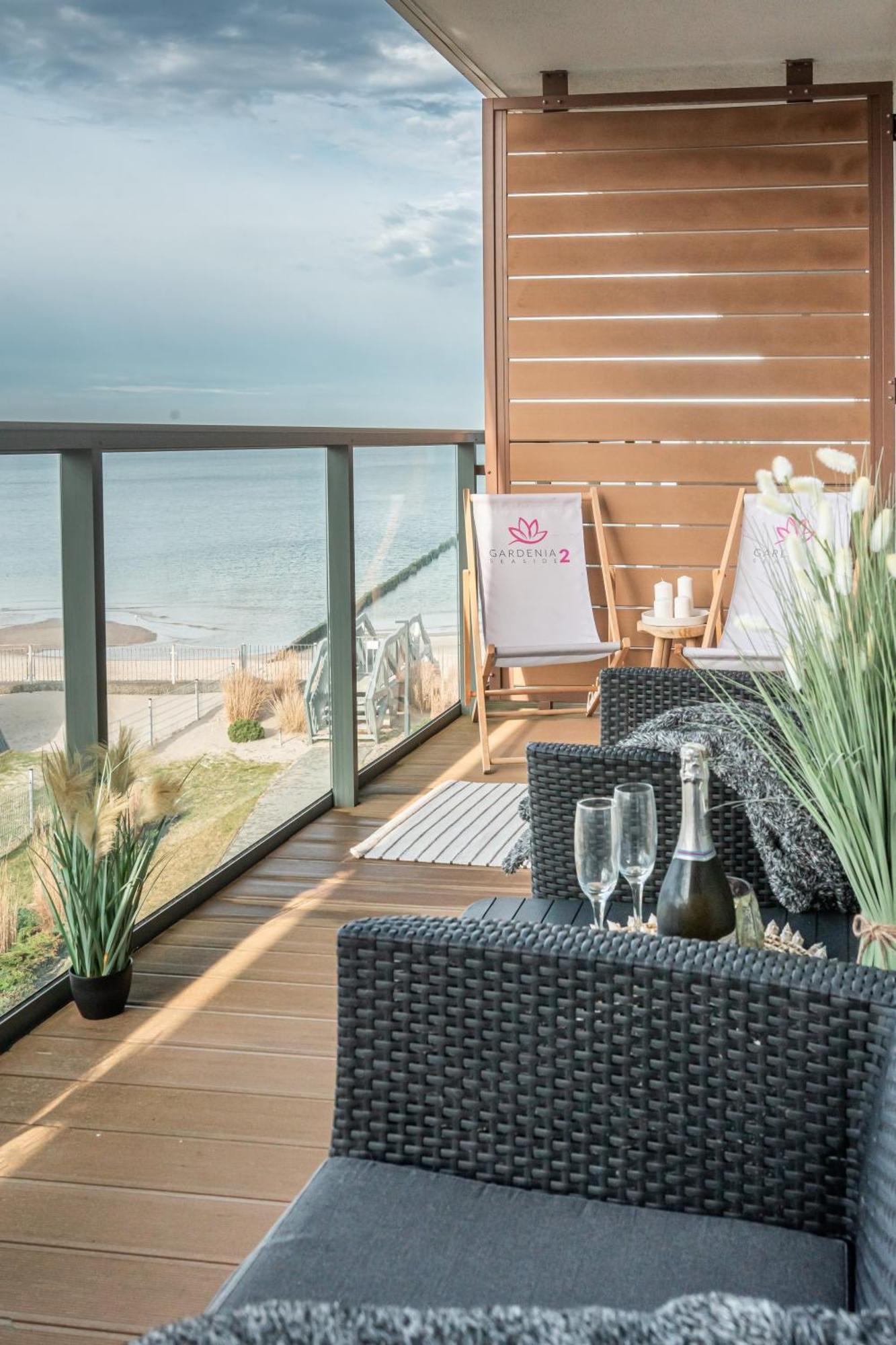 Seaview Plaza Apartment Dziwnow Luaran gambar