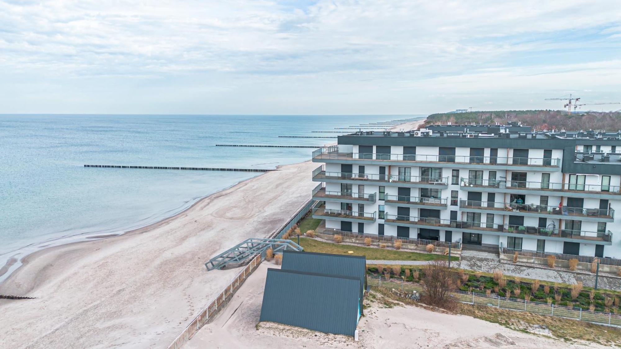 Seaview Plaza Apartment Dziwnow Luaran gambar